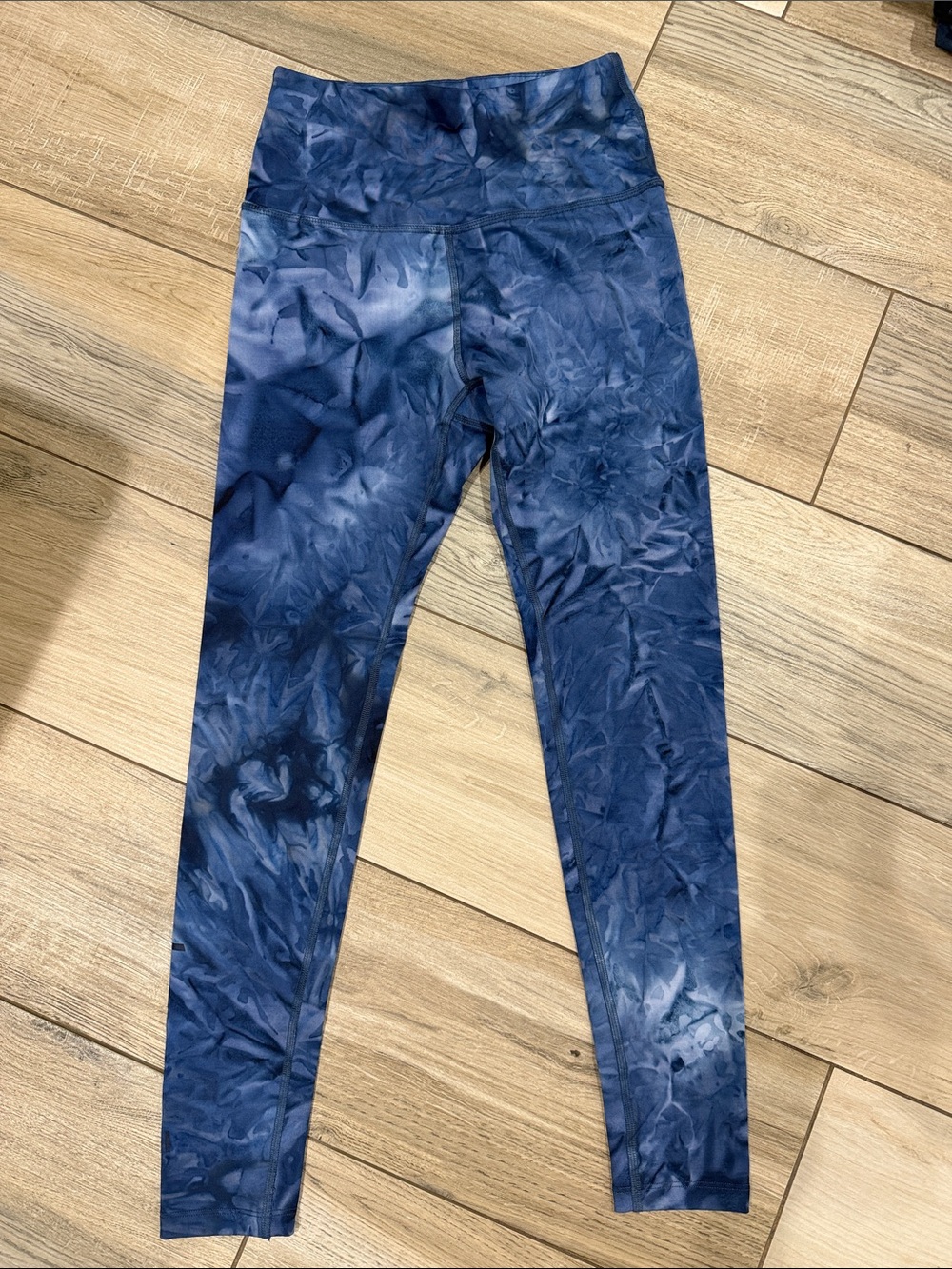 Beyond Yoga Navy Tie-Dye High-Waist Leggings